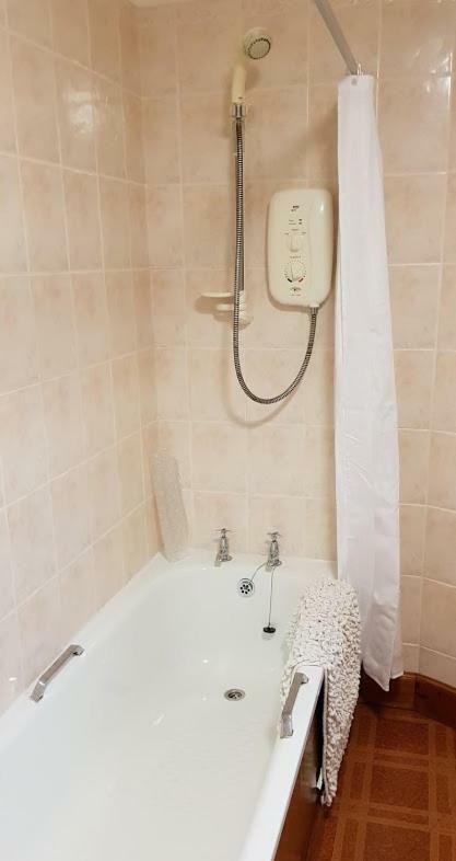 Ness City Apartments Инвернес Екстериор снимка